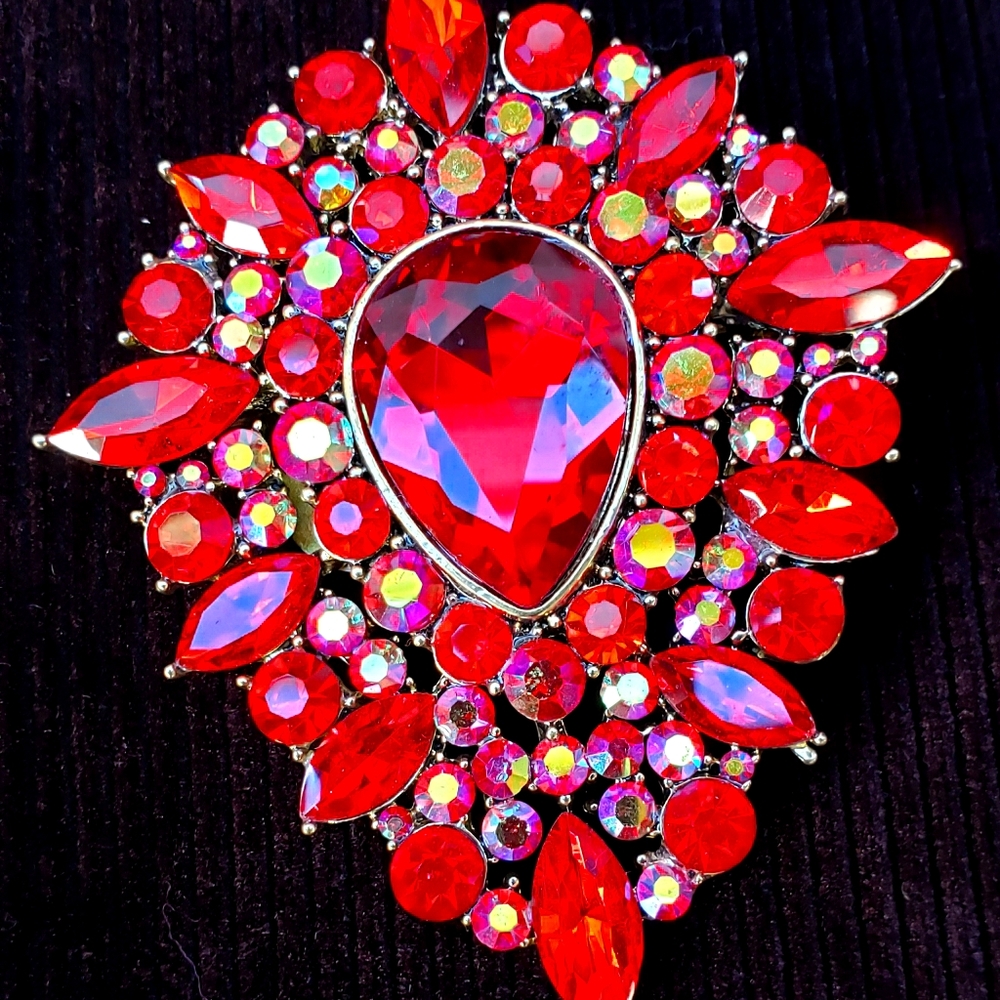 Brooch